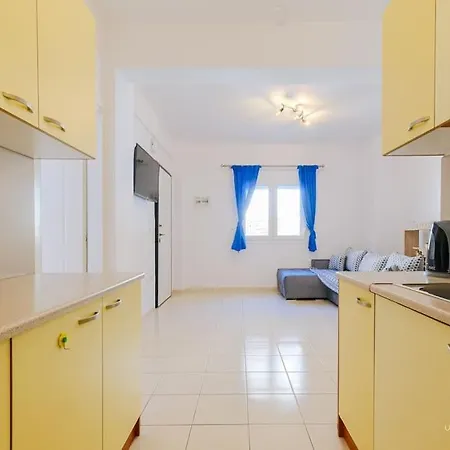 Terrazzo Retreat, 2 Mins Walk To Beach * Siviri
